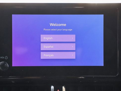 Used 2023 Toyota Corolla Cross XLE w/ Convenience Package image 16