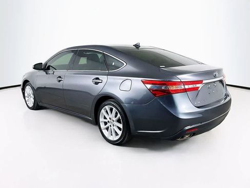 Used 2013 Toyota Avalon Limited FWD image 4