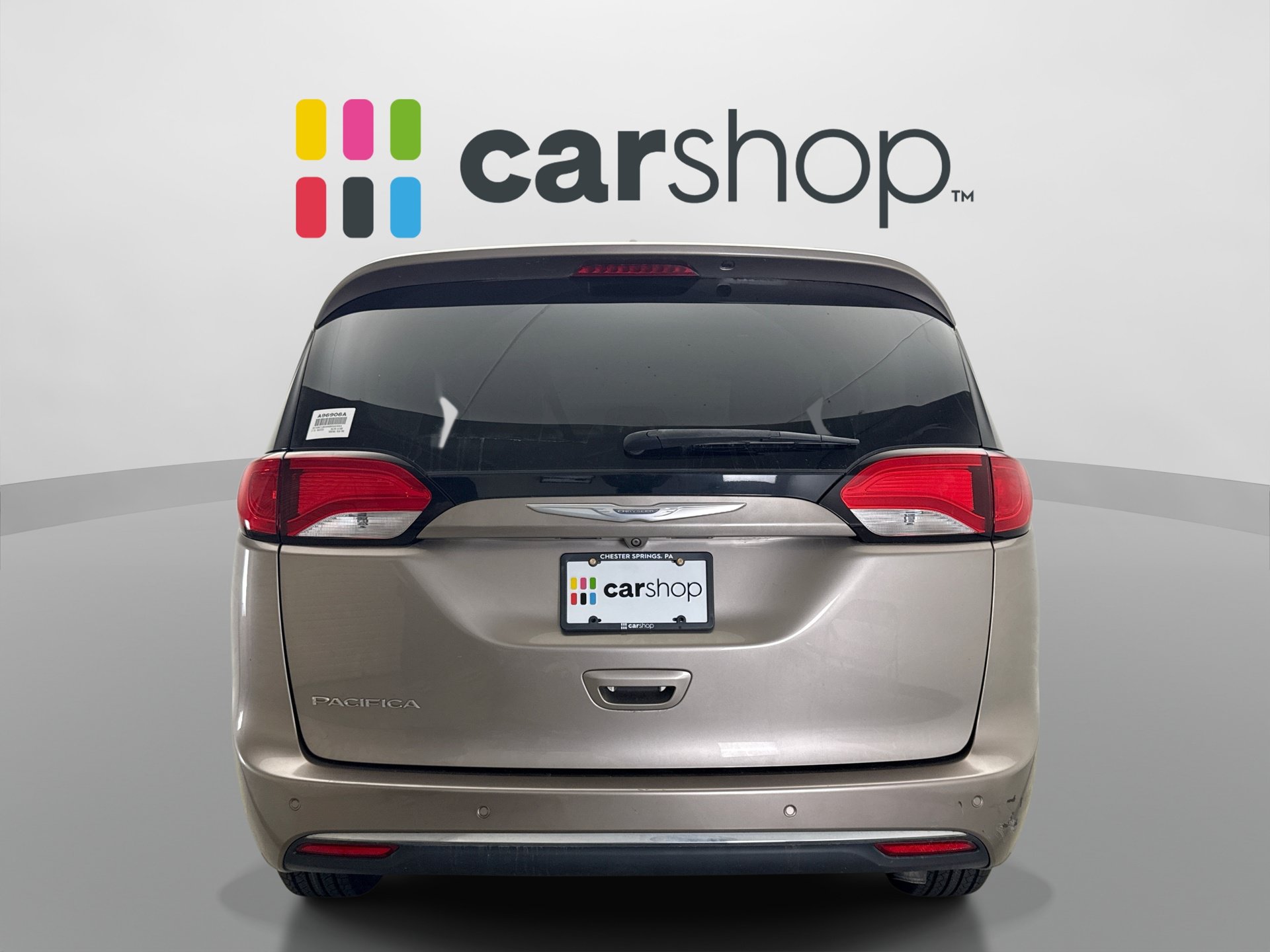 Used 2017 Chrysler Pacifica Touring-L Plus w/ Advanced Safetytec Group FWD image 4