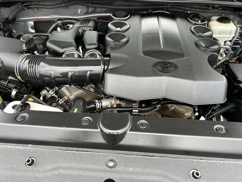 Used 2013 Toyota 4Runner SR5 w/ Convenience Pkg image 63