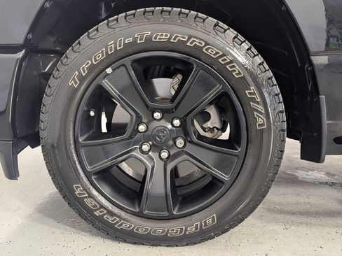 Used 2023 RAM 1500 Big Horn RWD image 9
