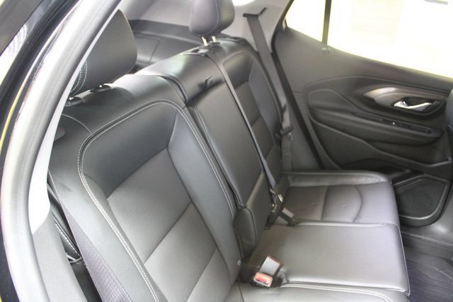 Used 2023 GMC Terrain SLT w/ LPO, Floor Liner Package AWD/4WD image 11