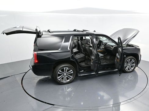 Used 2020 GMC Yukon Denali w/ Denali Premium Package image 49