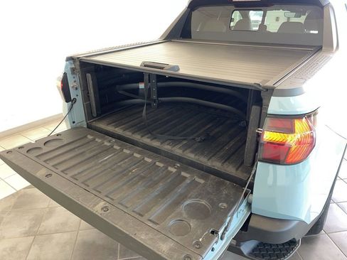 Used 2025 Hyundai Santa Cruz SEL AWD/4WD image 15