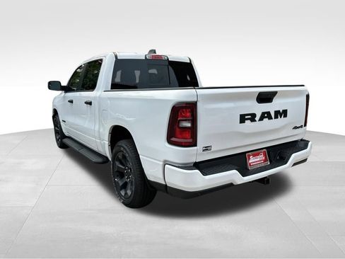 Used 2026 RAM 1500 Express AWD/4WD image 3