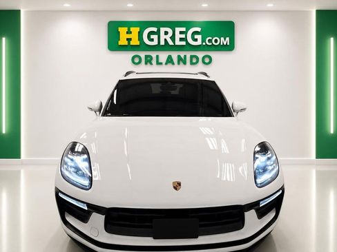 Used 2024 Porsche Macan w/ Premium Plus Package AWD/4WD image 7