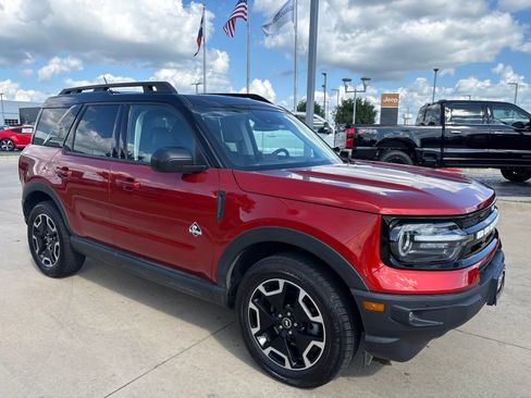 Used 2022 Ford Bronco Sport Outer Banks w/ Tech Package AWD/4WD image 8