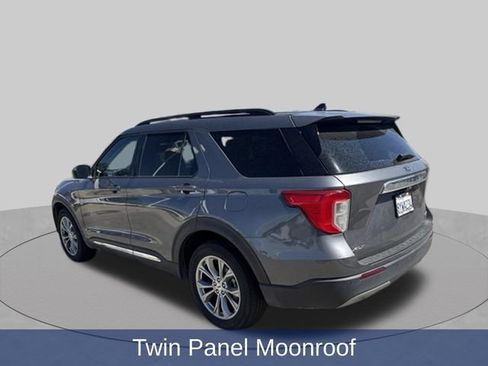 Used 2021 Ford Explorer XLT w/ Equipment Group 202A AWD/4WD image 3