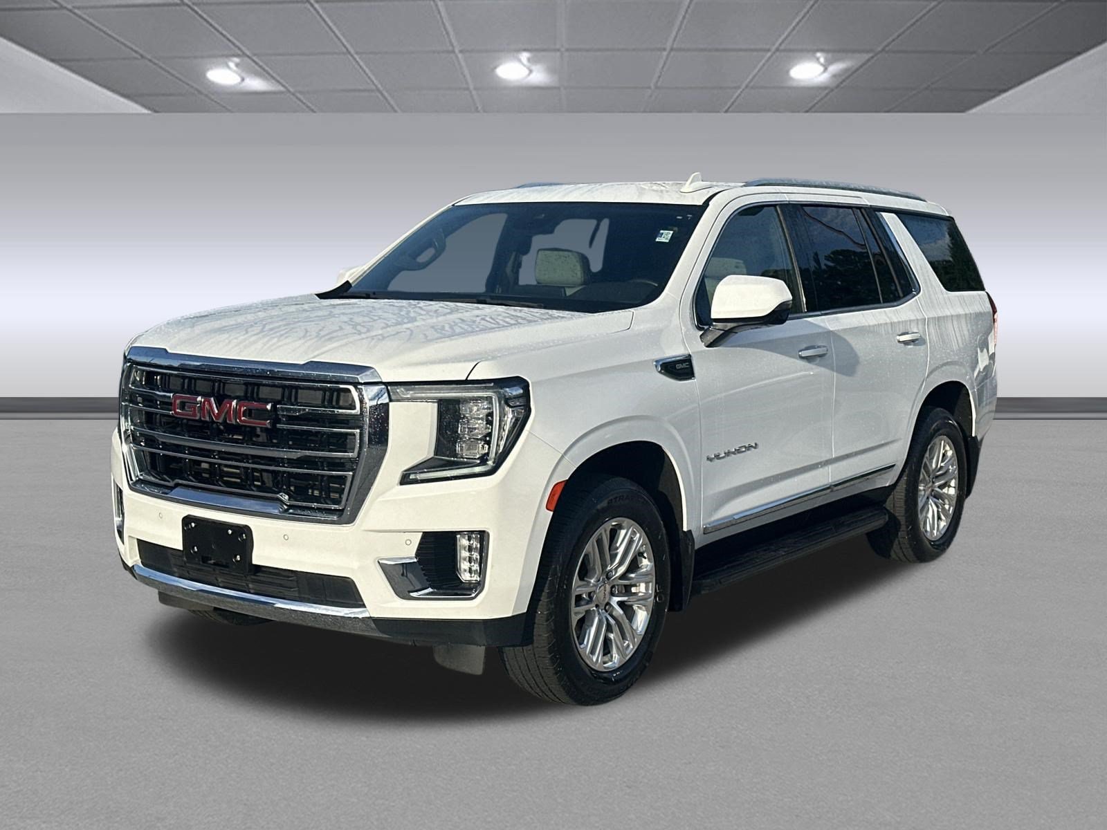 Used 2024 GMC Yukon SLT w/ SLT Luxury Package AWD/4WD image 7