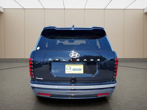 New 2026 Hyundai Palisade Limited FWD image 8