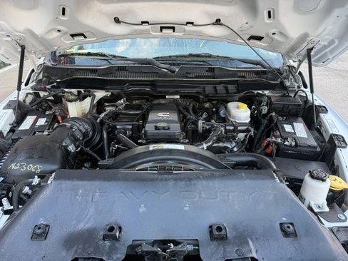 Used 2017 RAM 3500 Tradesman image 17