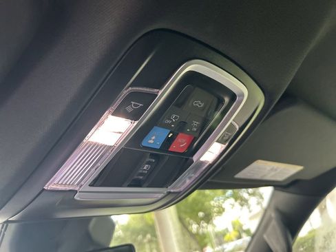 Used 2025 RAM 1500 Big Horn image 40