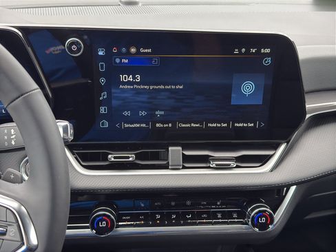 New 2027 Chevrolet Equinox LT w/ Convenience Package II AWD/4WD image 21