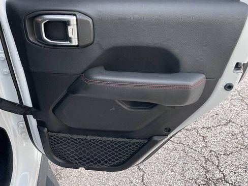 Used 2019 Jeep Wrangler Unlimited Rubicon AWD/4WD image 39