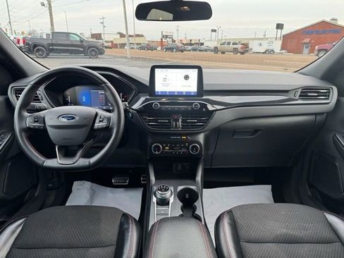 Used 2024 Ford Escape ST-Line image 9