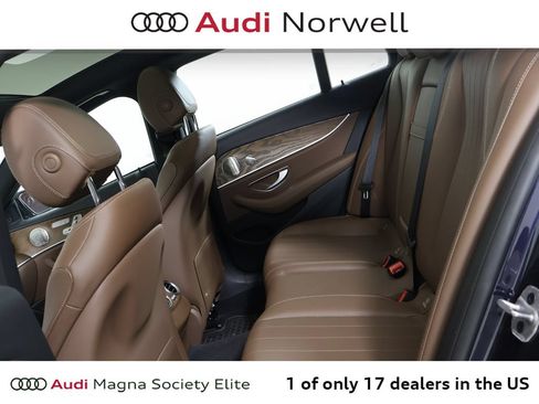 Used 2023 Mercedes-Benz E 350 4MATIC Sedan image 19