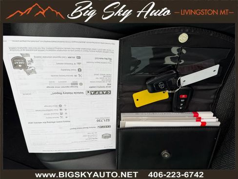 Used 2018 Toyota Camry XSE image 23