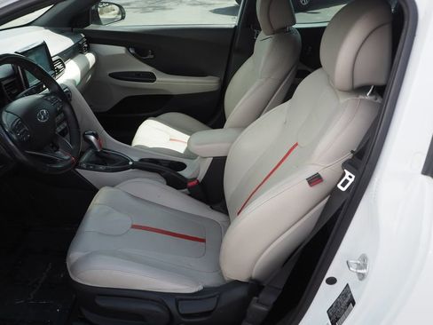 Used 2019 Hyundai Veloster Turbo Ultimate FWD image 14