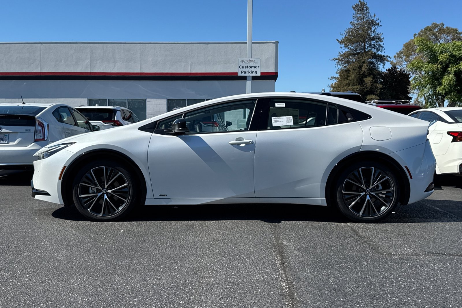 New 2027 Toyota Prius Limited AWD/4WD image 6
