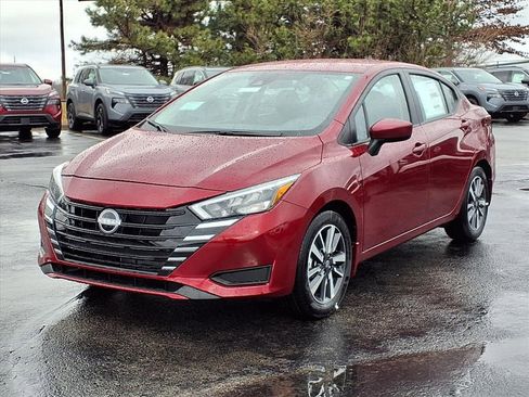 New 2025 Nissan Versa SV w/ Trunk Package FWD image 2