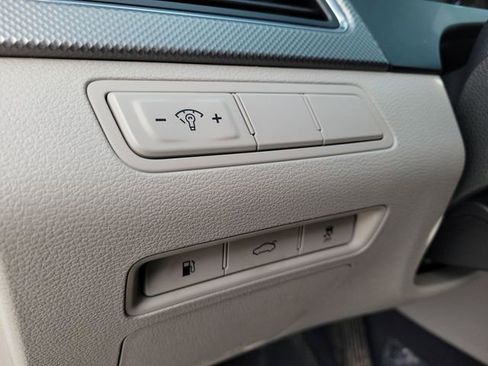 Used 2016 Hyundai Sonata SE w/ Cargo Package image 21