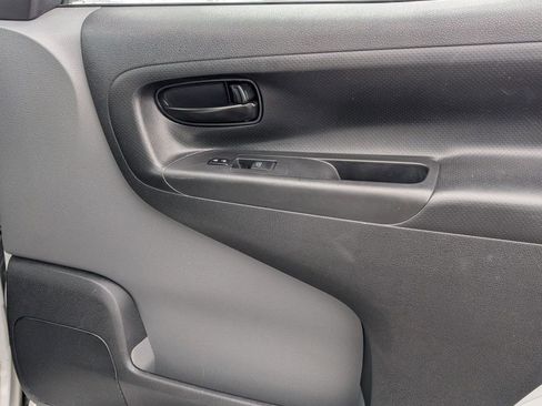 Used 2020 Nissan NV200 SV image 46