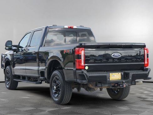 Used 2023 Ford F250 Lariat w/ Sport Appearance Package AWD/4WD image 6