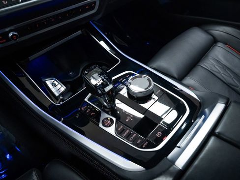 Used 2022 BMW X5 xDrive40i w/ M Sport Package image 15