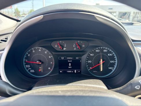 Used 2019 Chevrolet Malibu LS FWD image 14