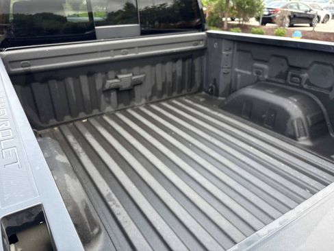 Used 2024 Chevrolet Silverado 1500 LT Trail Boss w/ Convenience Package II AWD/4WD image 31