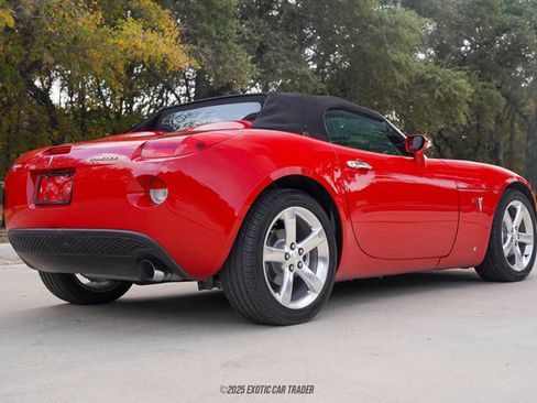Used 2006 Pontiac Solstice Convertible w/ Premium Package image 20