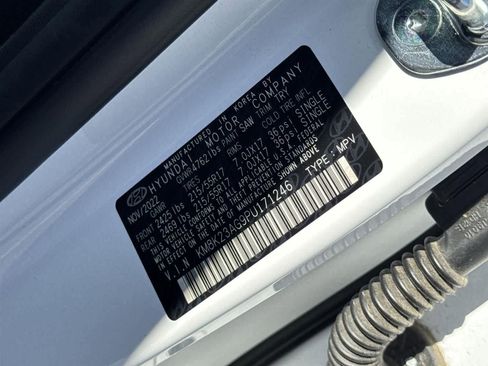 Used 2023 Hyundai Kona SE image 7