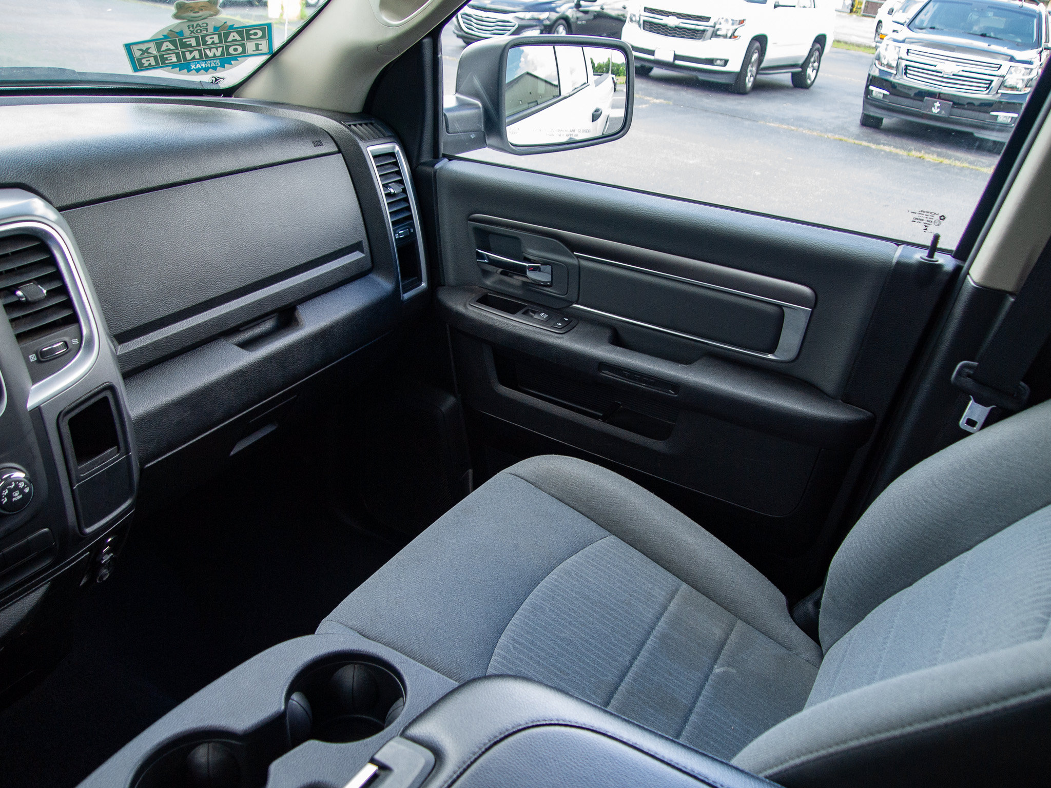 Used 2024 RAM 1500 Classic SLT AWD/4WD image 15
