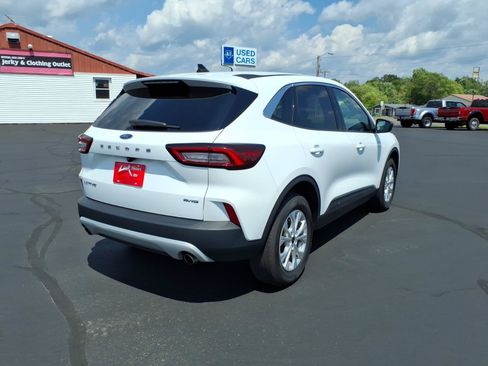 Used 2023 Ford Escape Active AWD/4WD image 6