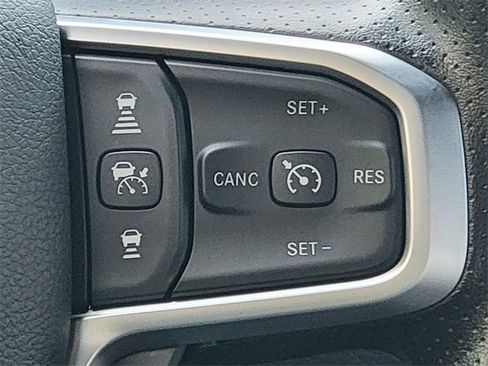 Certified 2025 RAM 1500 Big Horn image 34