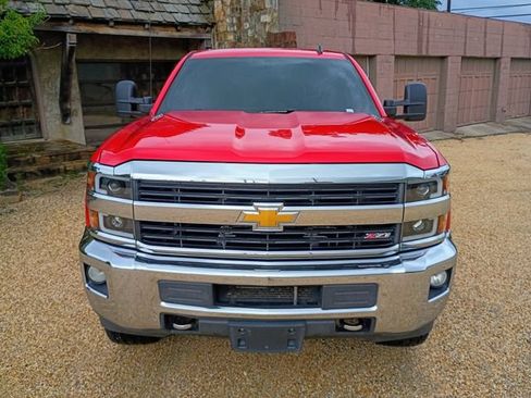Used 2015 Chevrolet Silverado 2500 LT w/ Z71 Package, Off-Road AWD/4WD image 4