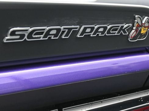 Used 2023 Dodge Challenger R/T Scat Pack RWD image 27
