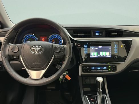 Used 2017 Toyota Corolla LE w/ Carpet Mat Package (TMS) FWD image 20