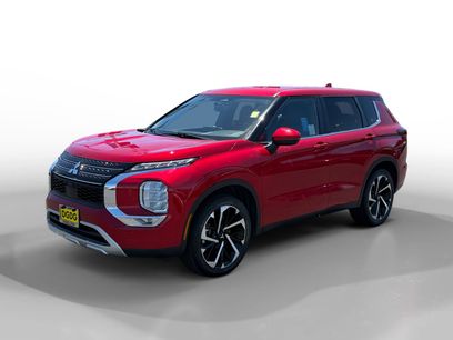 Used 2024 Mitsubishi Outlander SE