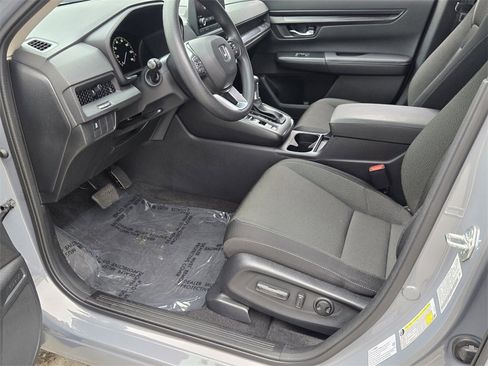 Used 2025 Honda CR-V EX image 10