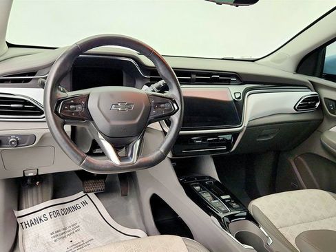 Used 2023 Chevrolet Bolt EUV Premier w/ Sun & Sound Package FWD image 13