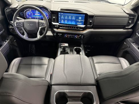 Used 2025 Chevrolet Silverado 1500 RST image 15
