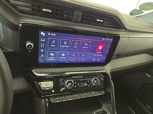 Certified 2024 GMC Sierra 1500 AT4 w/ Technology Package AWD/4WD image 23