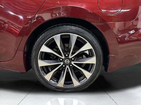 Used 2016 Nissan Maxima SR FWD image 59