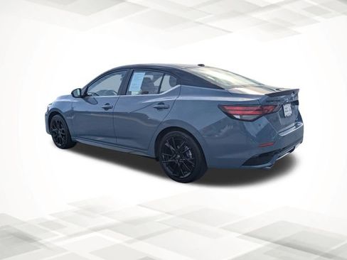 Used 2025 Nissan Sentra SR w/ Midnight Edition image 5