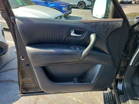 Used 2023 Nissan Armada Platinum w/ Captain's Chairs Package AWD/4WD image 16