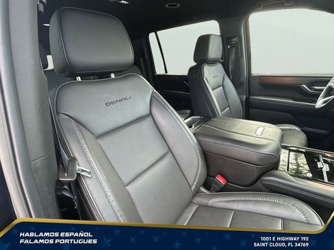 Certified 2025 GMC Yukon XL Denali AWD/4WD image 37