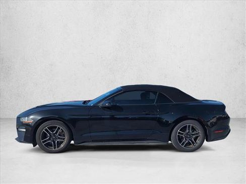 Used 2022 Ford Mustang Convertible w/ Equipment Group 101A RWD image 5