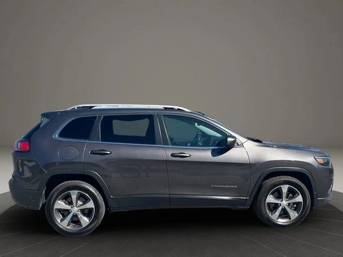 Used 2019 Jeep Cherokee Limited w/ Trailer Tow Group image 8