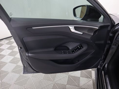 Used 2026 Audi A6 Premium Plus w/ Premium Plus Package image 27